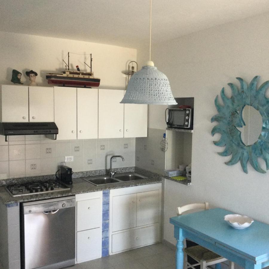 Villa Vera Trifamigliare Con Ingresso Diretto 20 Mt Al Mare Clima Wi-Fi Bbq Cala Liberotto Exterior foto